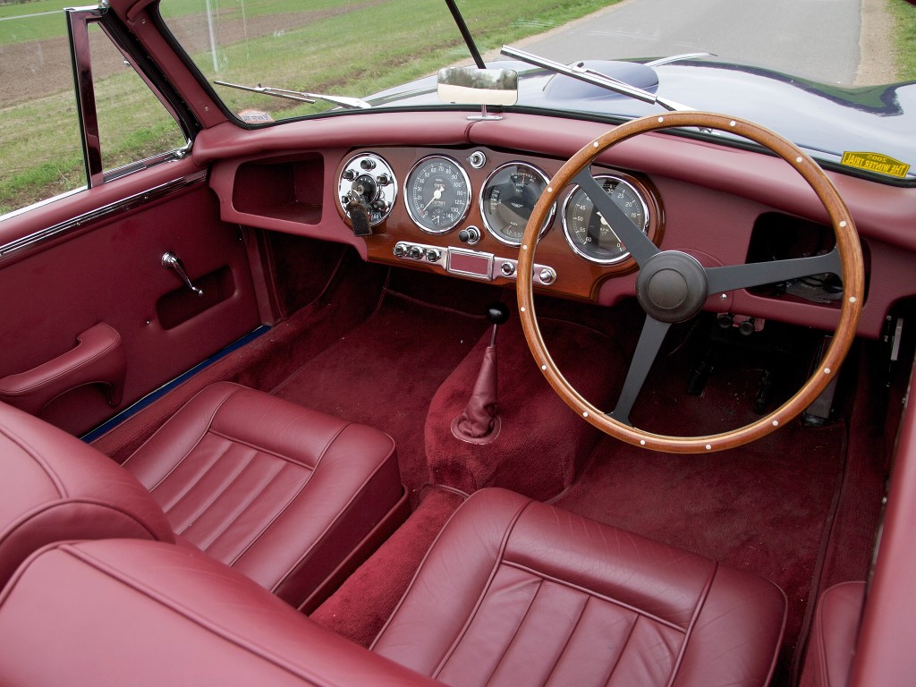 Aston Martin DB2 Drophead (Manual)